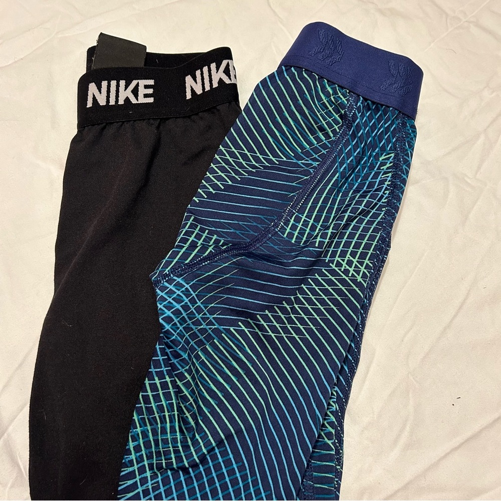 Two pairs of dri-fit tights size small (6) 🏂 Nike and All in Motion